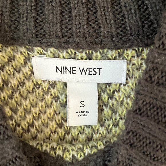 Classic Plaid Sweater Grey, Yellow, and White - Picture 10 of 14